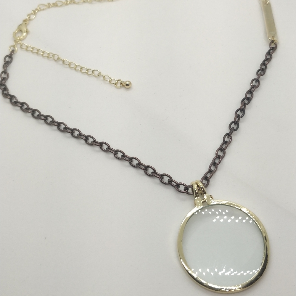 🎉3x$20
Victorian style necklace with glass loop